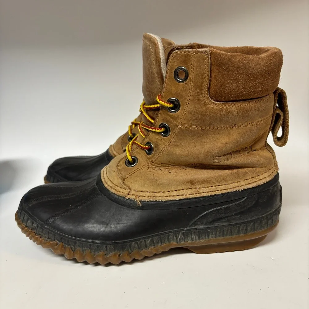 Sorel cheyanne lace